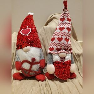 Valentine's Day Gnomes